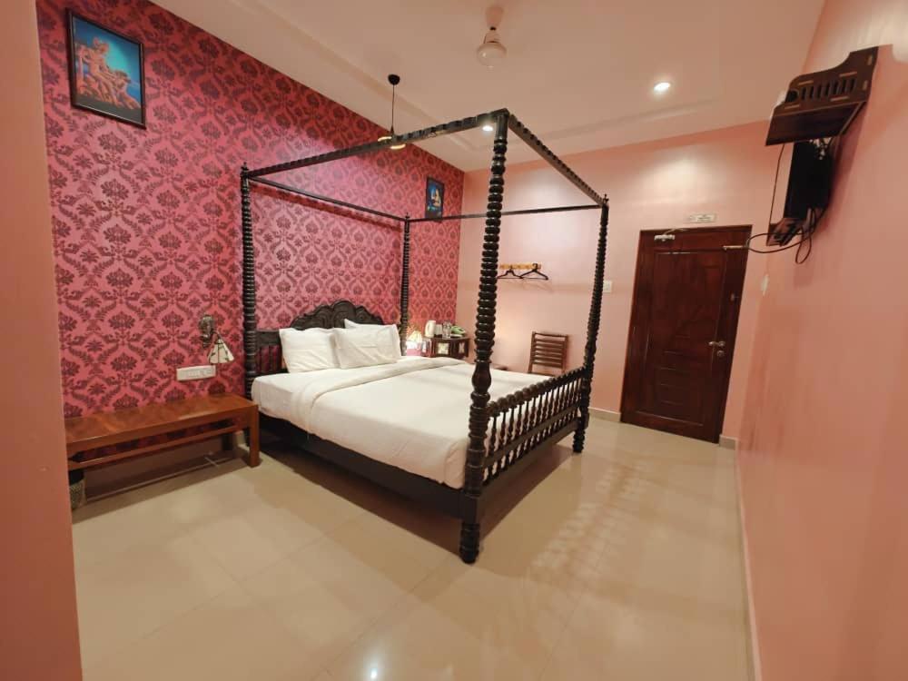 Chola Heritage Resort Karaikudi Eksteriør billede